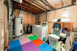 39 Foyle Street, Winnipeg, MB R2R2C1 Photo 36