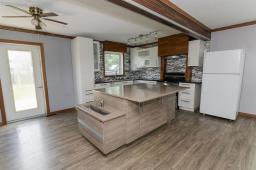 135 8th Street Nw, Carman, MB R0G0J0 Photo 14