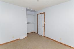 135 8th Street Nw, Carman, MB R0G0J0 Photo 24