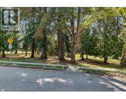 6689 Vine Street, Vancouver, BC V6P5W6 Photo 11