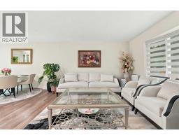 137 Lissington Drive SW - photo 5
