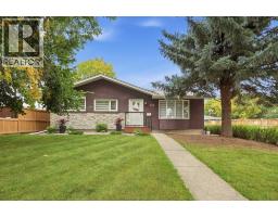 137 Lissington Drive SW - photo 1