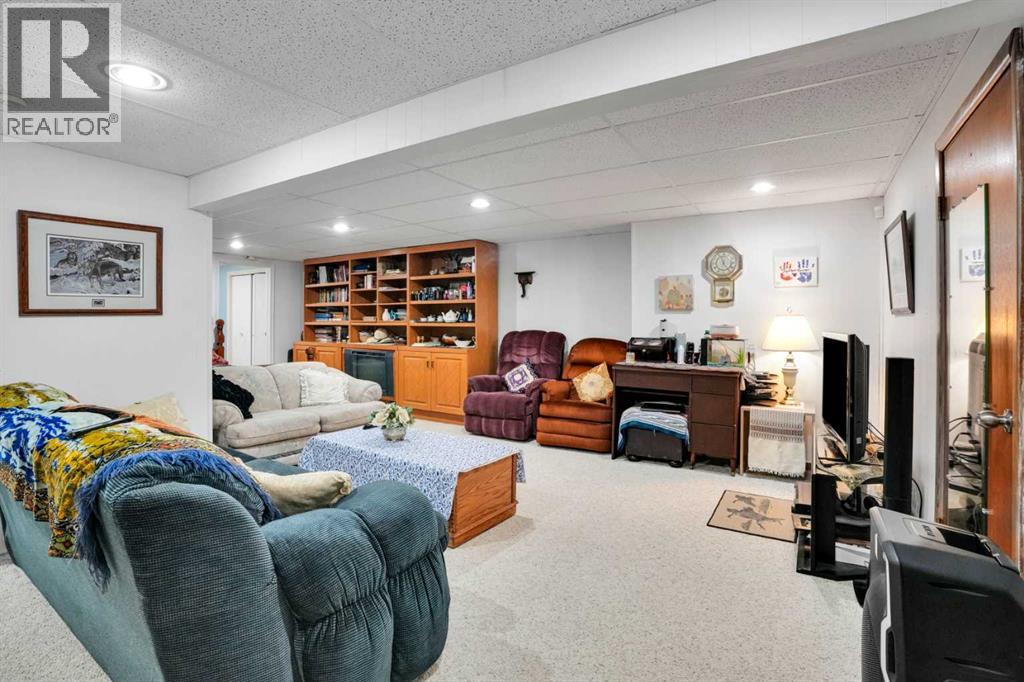 534 Prospect Avenue - Image 29