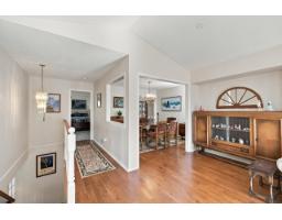 17037 0 Avenue, Surrey, BC V3Z9N9 Photo 11