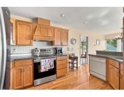 17037 0 Avenue, Surrey, BC V3Z9N9 Photo 15