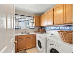 17037 0 Avenue, Surrey, BC V3Z9N9 Photo 27