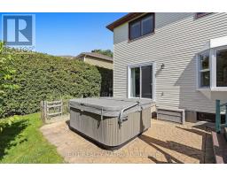 1886 Chaine Court, Ottawa, ON K1C2N3 Photo 36