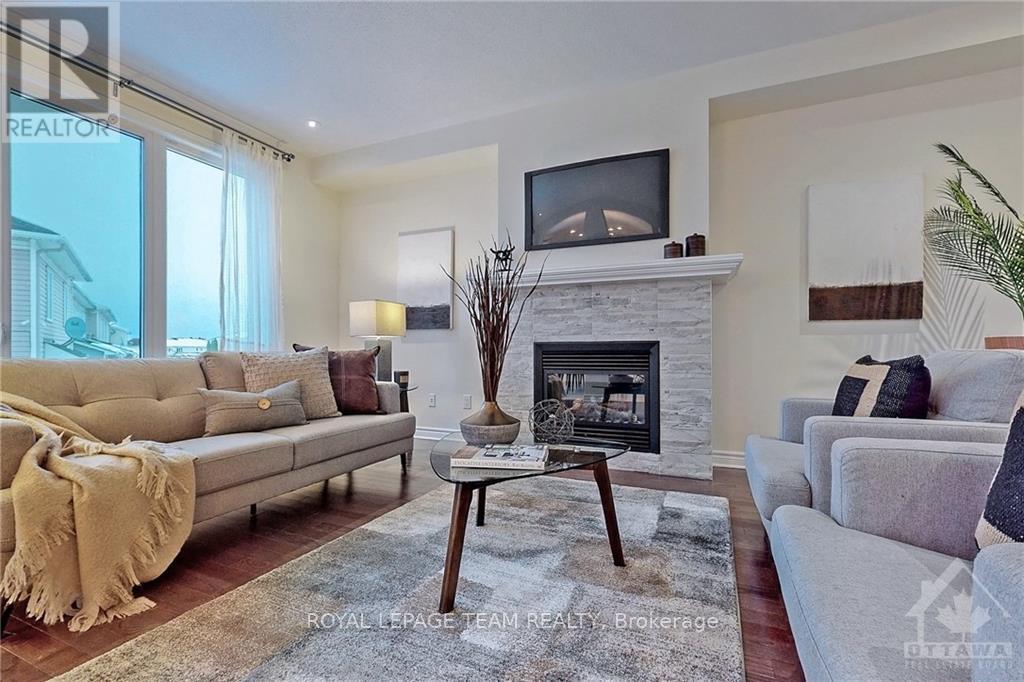 3375 WOODROFFE AVENUE, Ottawa — photo 4
