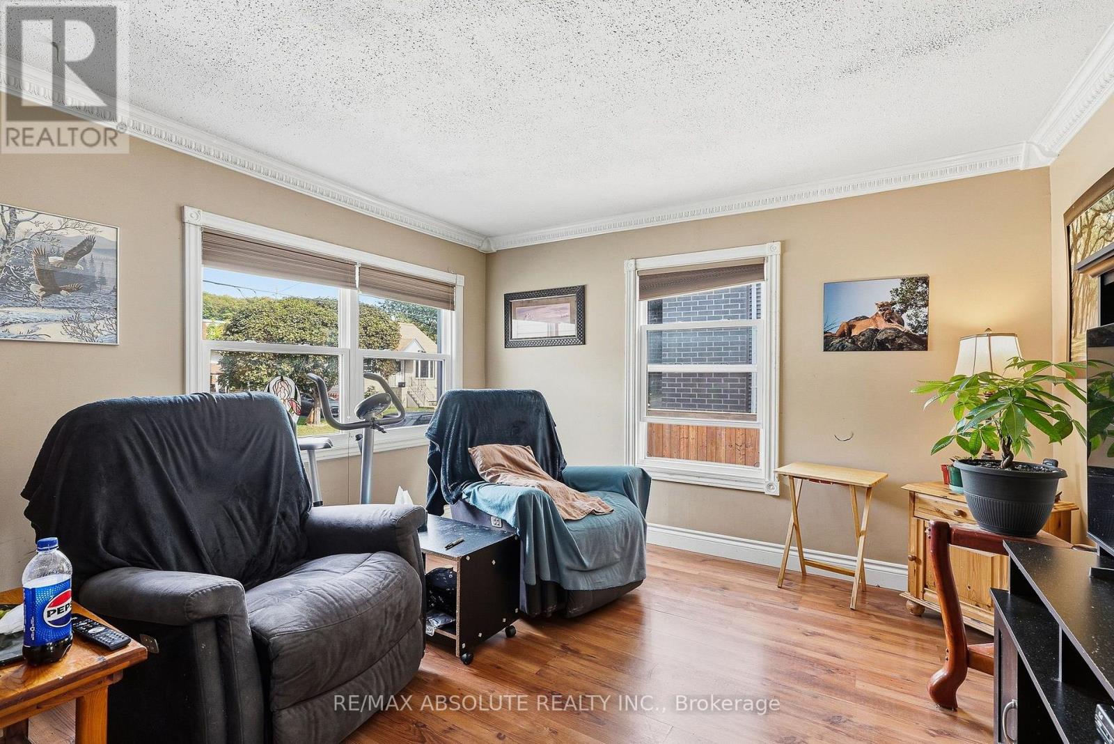 92 JOLLIET AVENUE - 11
