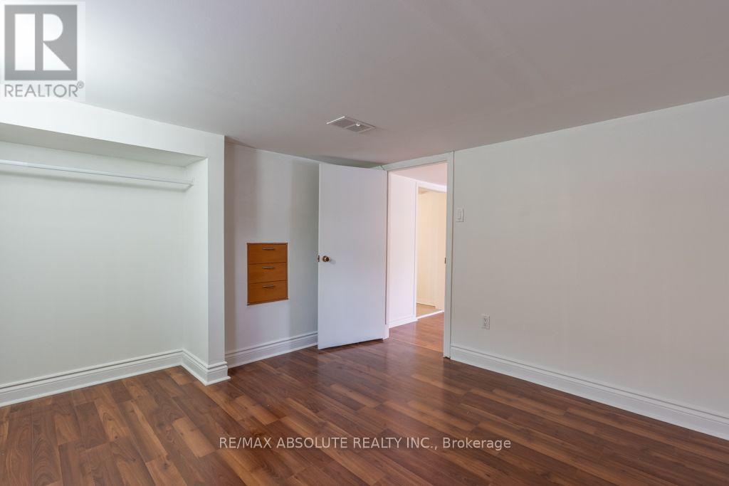 92 JOLLIET AVENUE - Image 21