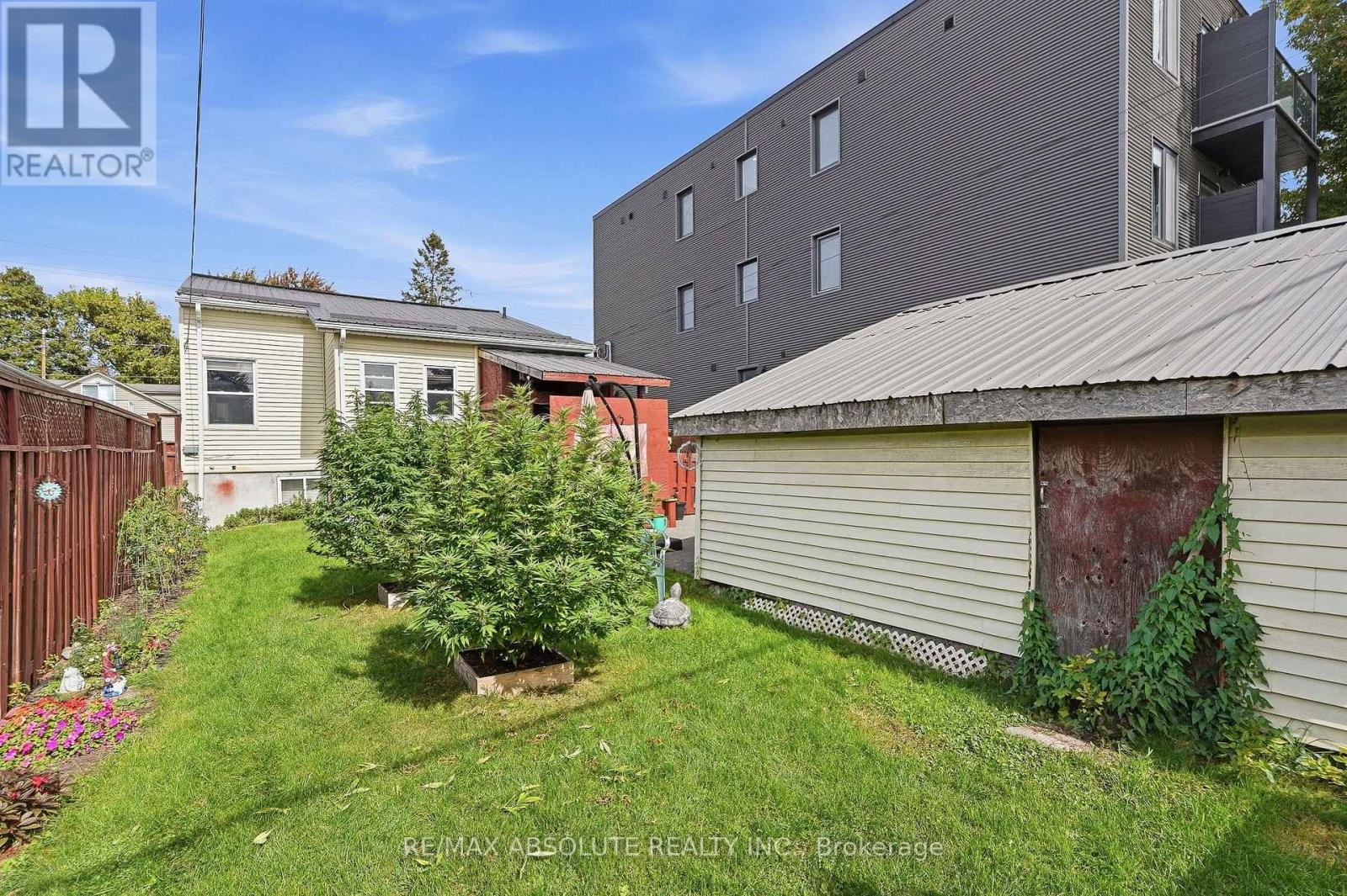 92 JOLLIET AVENUE - Image 33