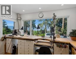 5147 Lakeshore Road, Kelowna, BC V1W4J1 Photo 24