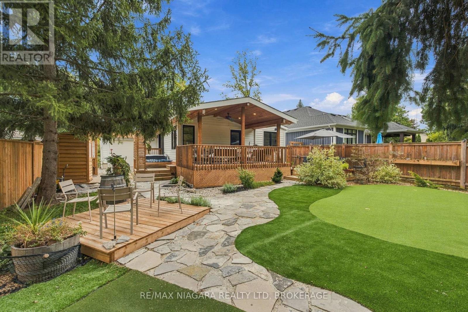 8 DIXIE AVENUE, Niagara-on-the-Lake (Town) — photo 4