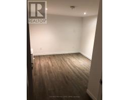 26 Strathgowan Avenue, Toronto, ON M4N1B9 Photo 6