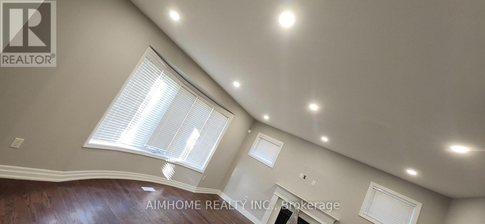58 MAJOR CRESCENT, Aurora — photo 11
