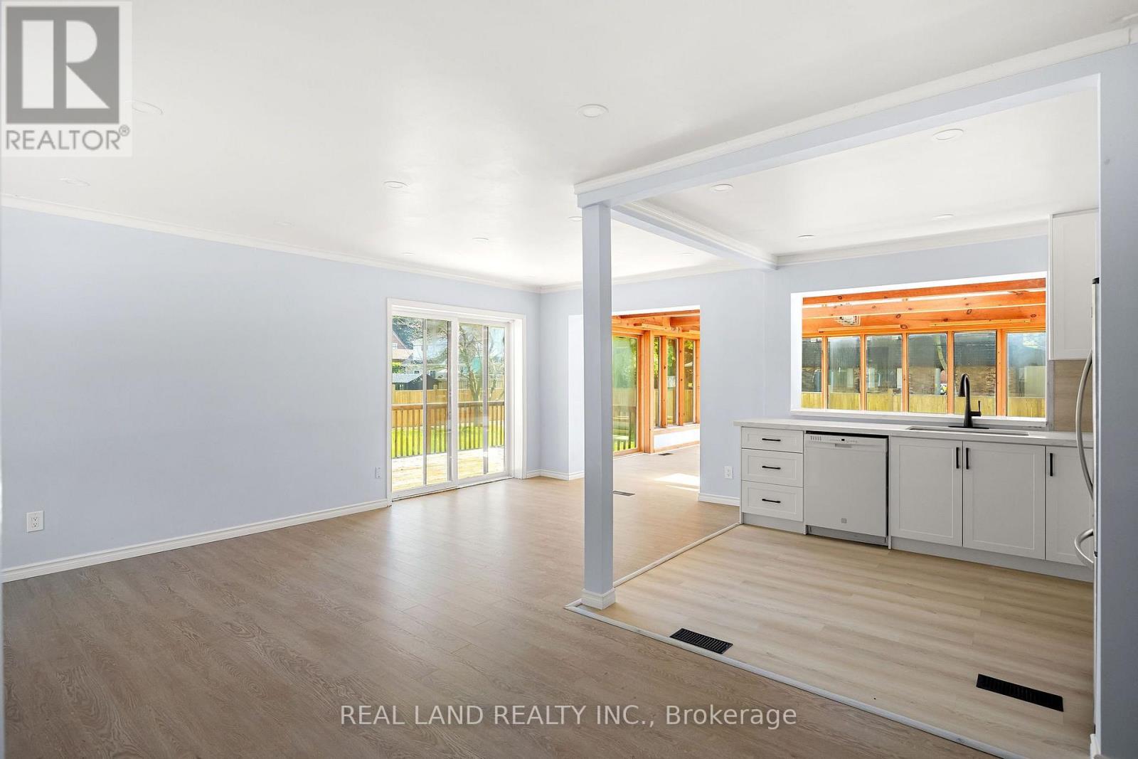 1753 MT ALBERT ROAD, East Gwillimbury (Sharon) — photo 5