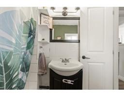325 Hudson Bay Street, Hope, Hope, BC V0X1L0 Photo 14