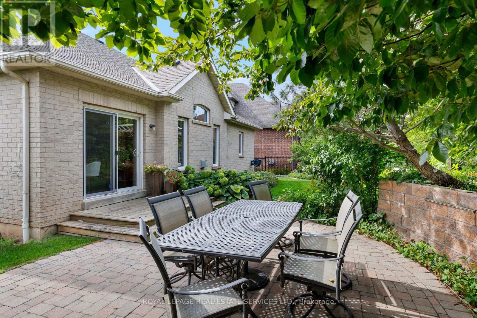 2424 TESLA CRESCENT - Image 33