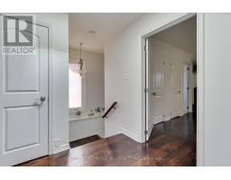 8 Lockheed Boulevard, Toronto, ON M9P2H6 Photo 21