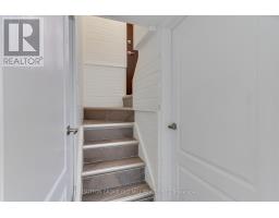 8 Lockheed Boulevard, Toronto, ON M9P2H6 Photo 31