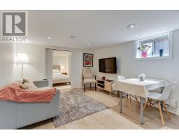 8 Lockheed Boulevard, Toronto, ON M9P2H6 Photo 33