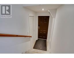 8 Lockheed Boulevard, Toronto, ON M9P2H6 Photo 37