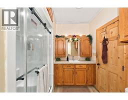 46104 Range Road 222, Rural Camrose County, AB T0C0L0 Photo 21