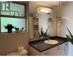 Lower Floor-1560 Vinson Creek, West Vancouver, BC V7S2Y1 Photo 16