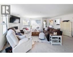 Living room - 1966 Enterprise Way Unit# 313 Lot# Lot 30, Kelowna, BC V1Y9S8 Photo 7