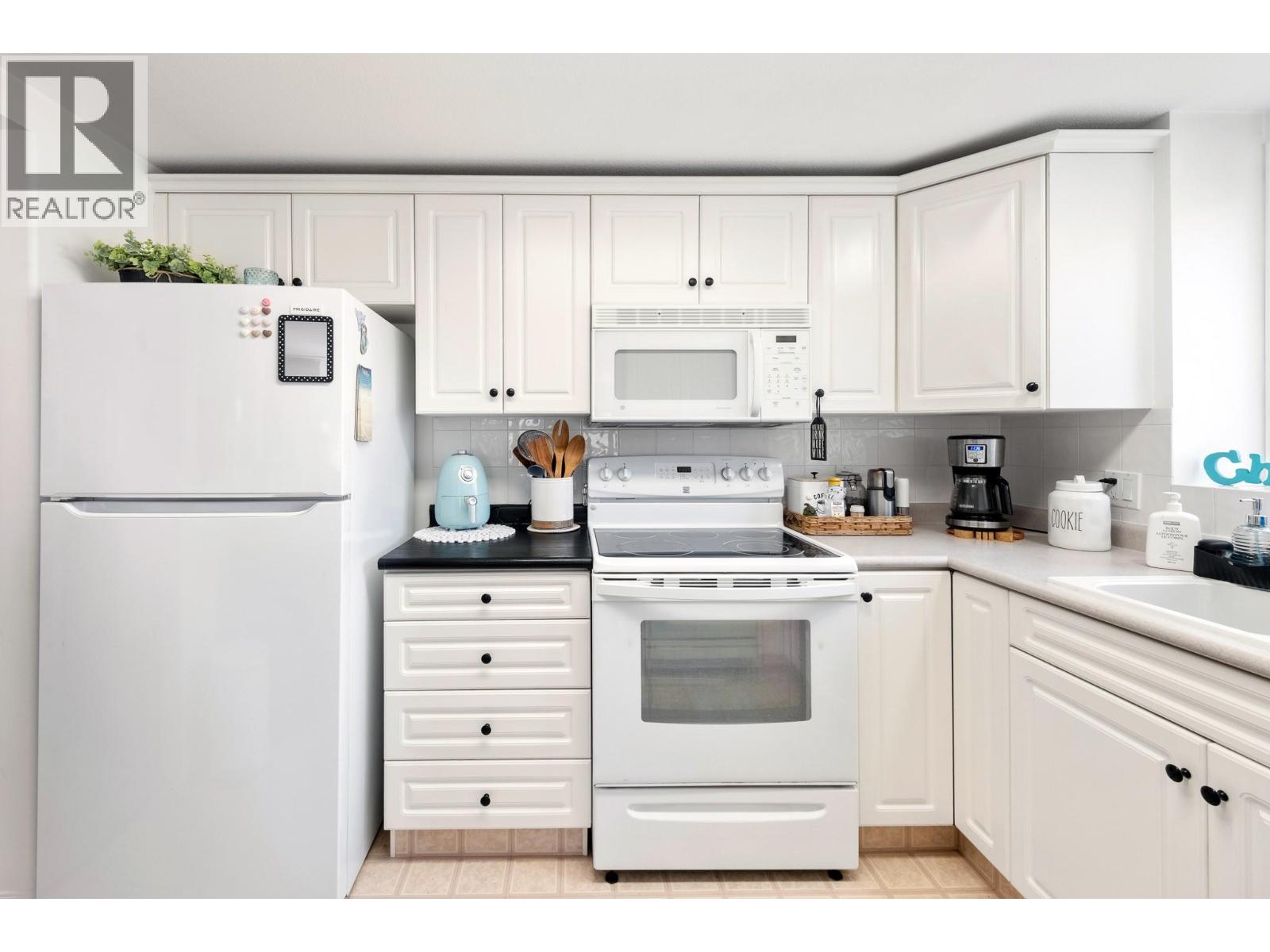#313 1966 Enterprise Way Lot# Lot 30 - 13