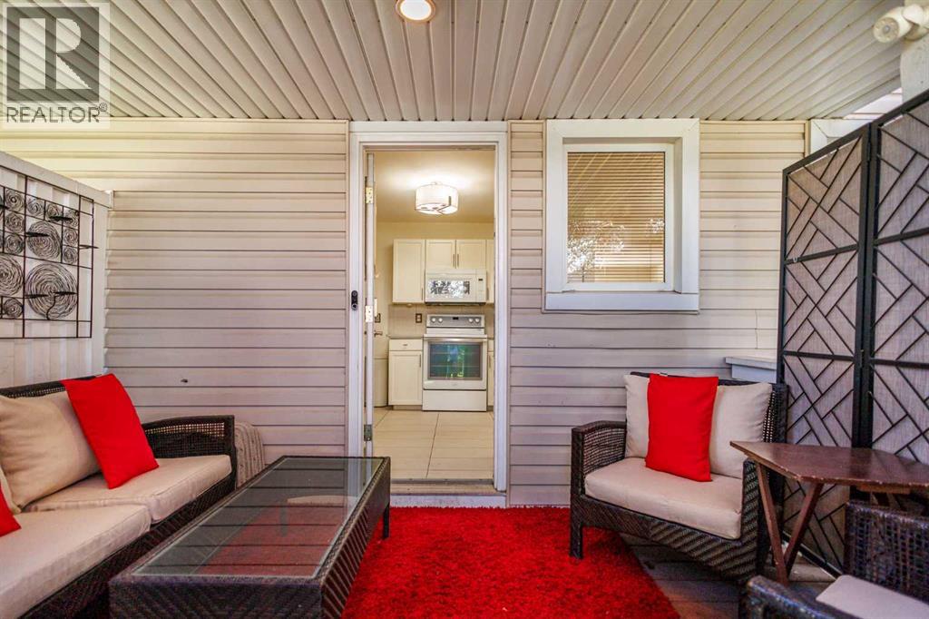 554 Killarney Glen Court SW photo 33