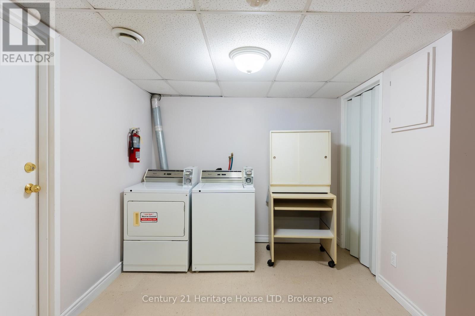 542 FIRST AVENUE N - 19