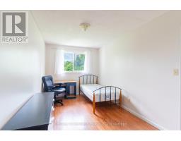 Bedroom 3 - 542 First Avenue N, Welland, ON L3C1Z3 Photo 9