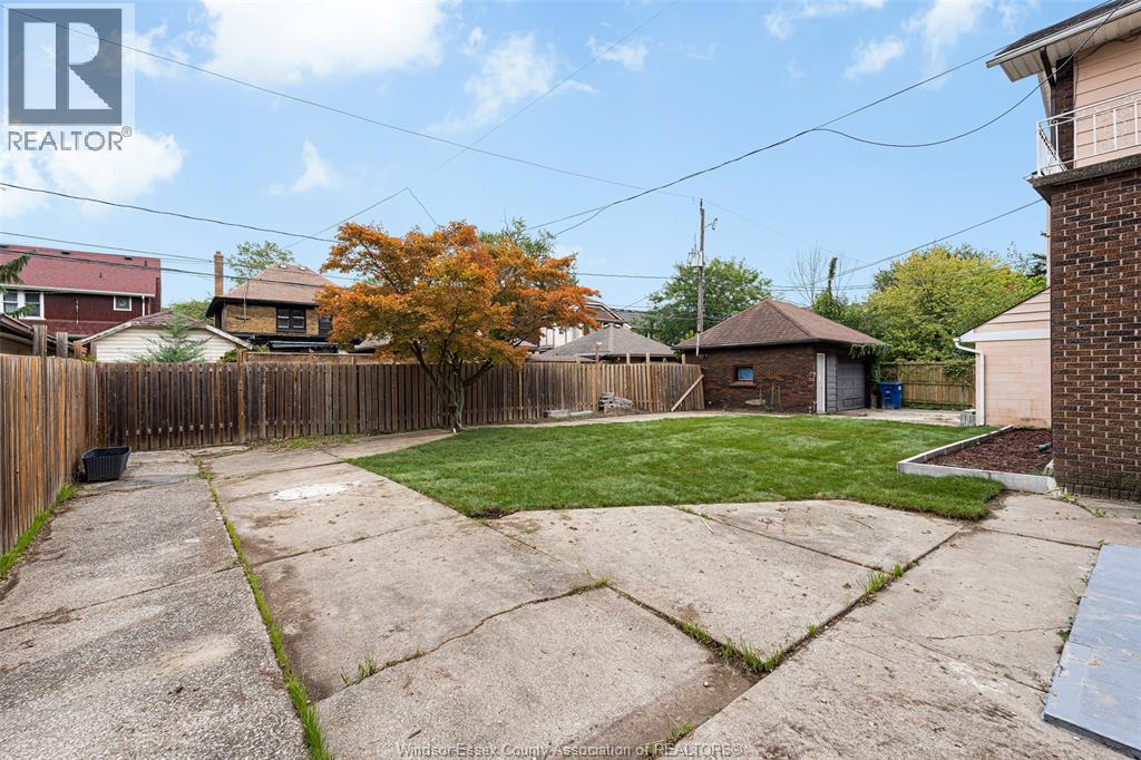2268 VICTORIA AVENUE, Windsor — photo 6