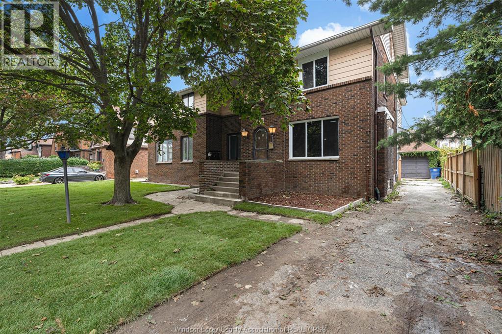 2268 VICTORIA AVENUE, Windsor — photo 2
