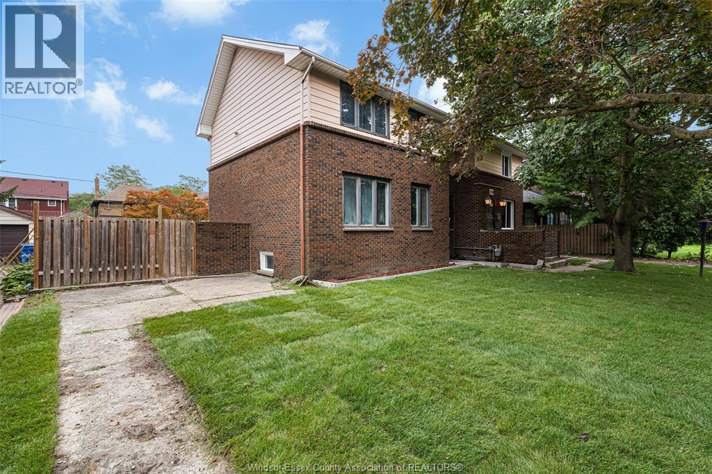 2268 VICTORIA AVENUE, Windsor — photo 3