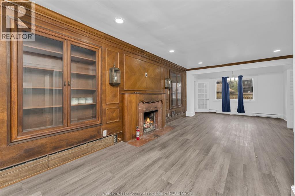 2268 VICTORIA AVENUE, Windsor — photo 9