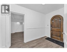 5pc Bathroom - 2268 Victoria Avenue, Windsor, ON N8X1R1 Photo 8