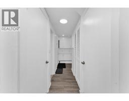 5pc Bathroom - 2268 Victoria Avenue, Windsor, ON N8X1R1 Photo 15