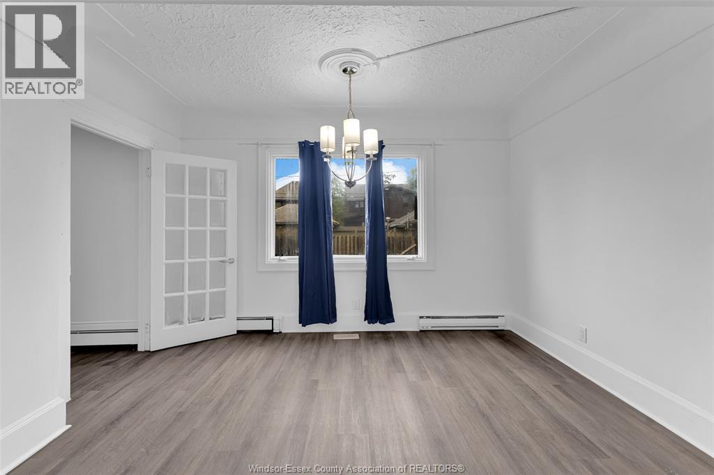 2268 VICTORIA AVENUE, Windsor — photo 12