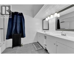 2268 Victoria Avenue, Windsor, ON N8X1R1 Photo 32