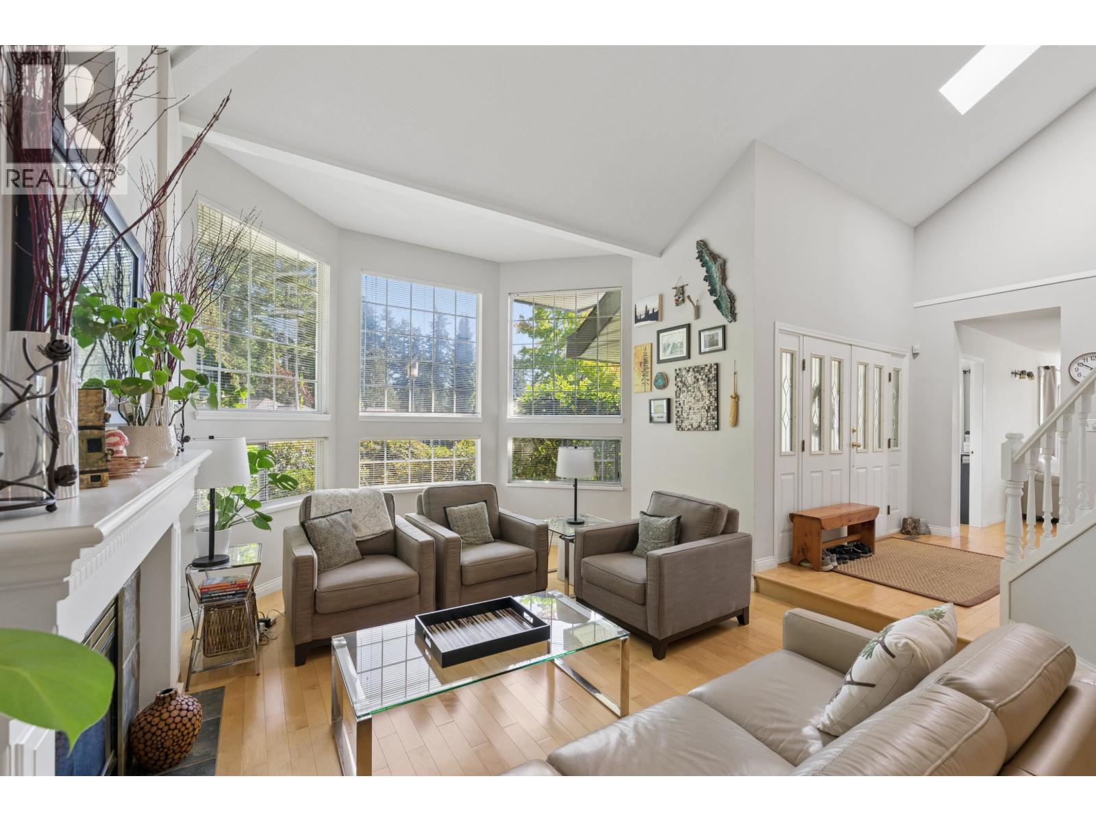 13 TIMBERCREST Drive, Port Moody, British Columbia, V3H4T6, Port Moody, British Columbia — photo 5 of 5