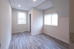 431 Manitoba Avenue, Winnipeg, MB R2W2G4 Photo 16