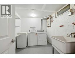 2415 Vista Crescent Ne, Calgary, AB T2E6J2 Photo 24
