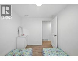 2415 Vista Crescent Ne, Calgary, AB T2E6J2 Photo 35