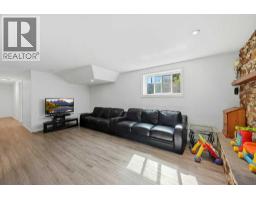 2415 Vista Crescent Ne, Calgary, AB T2E6J2 Photo 27
