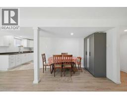 2415 Vista Crescent Ne, Calgary, AB T2E6J2 Photo 30