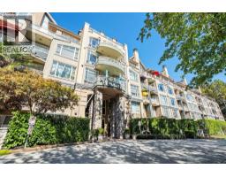 307 3600 Windcrest Drive, North Vancouver, BC V7G2S5 Photo 40