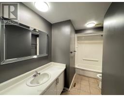 23 Wallace Drive, Barrie, ON L4N7E2 Photo 17