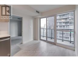N1008 - 6 Sonic Way, Toronto, ON M3C0P1 Photo 7
